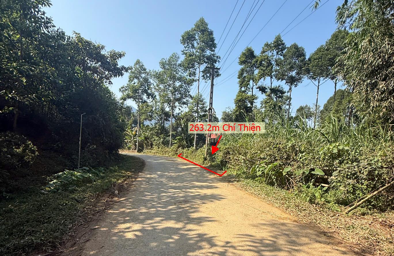 Hình ảnh Bán Lô Đất Phân Lô  Tại Lạc Sơn Bám Đường Bê Tông Ô Tô Vào Tận Đất Dân Cư Đông Đúc Thân Thiện Giá Đầu Tư