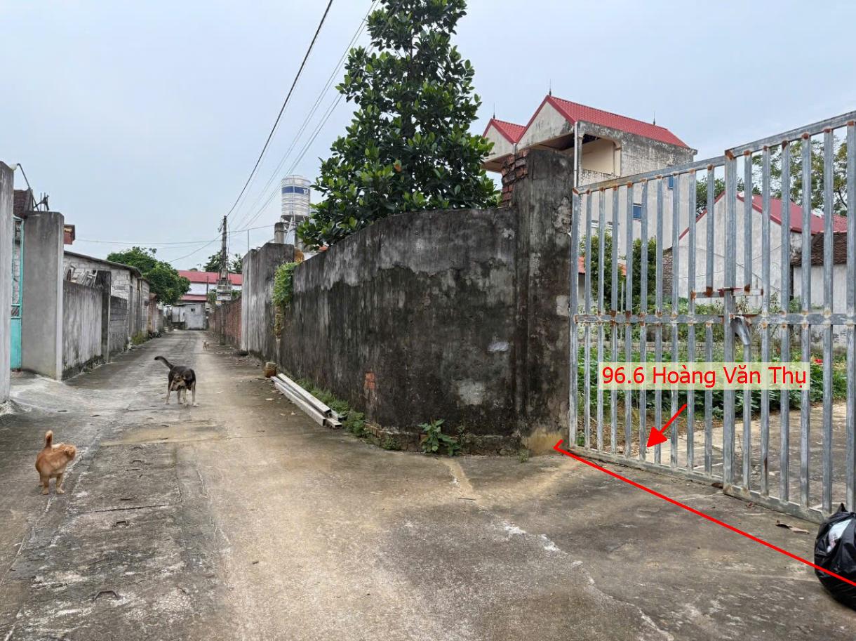 Hình ảnh Bất Động Sản Trần Phú Bán Đất Khu Vực Hoàng Văn Thụ Sát Mặt Đường Kinh Doanh Liên Xã La Thành Gần QL21A 