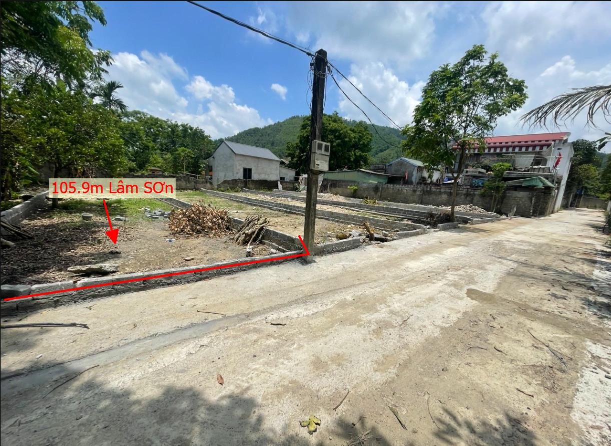 Hình ảnh Bán Lô Đất 105.9m Tại Lâm Sơn Lương Sơn Bám Đường Bê Tông Ô Tô Vào Tận Đất Dân Cư Đông Đúc Thân Thiện Giá Đầu Tư