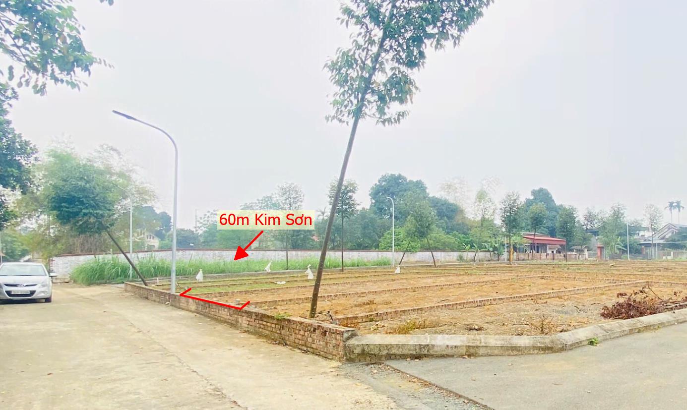 Hình ảnh Bán Lô Đất 60m Tại Kim Sơn Sơn Tây Bám Đường Bê Tông Ô Tô Vào Tận Đất Dân Cư ĐÔng Đúc Thân Thiện Sổ Đỏ Pháp Lý Rõ Ràng Giá Đầu Tư