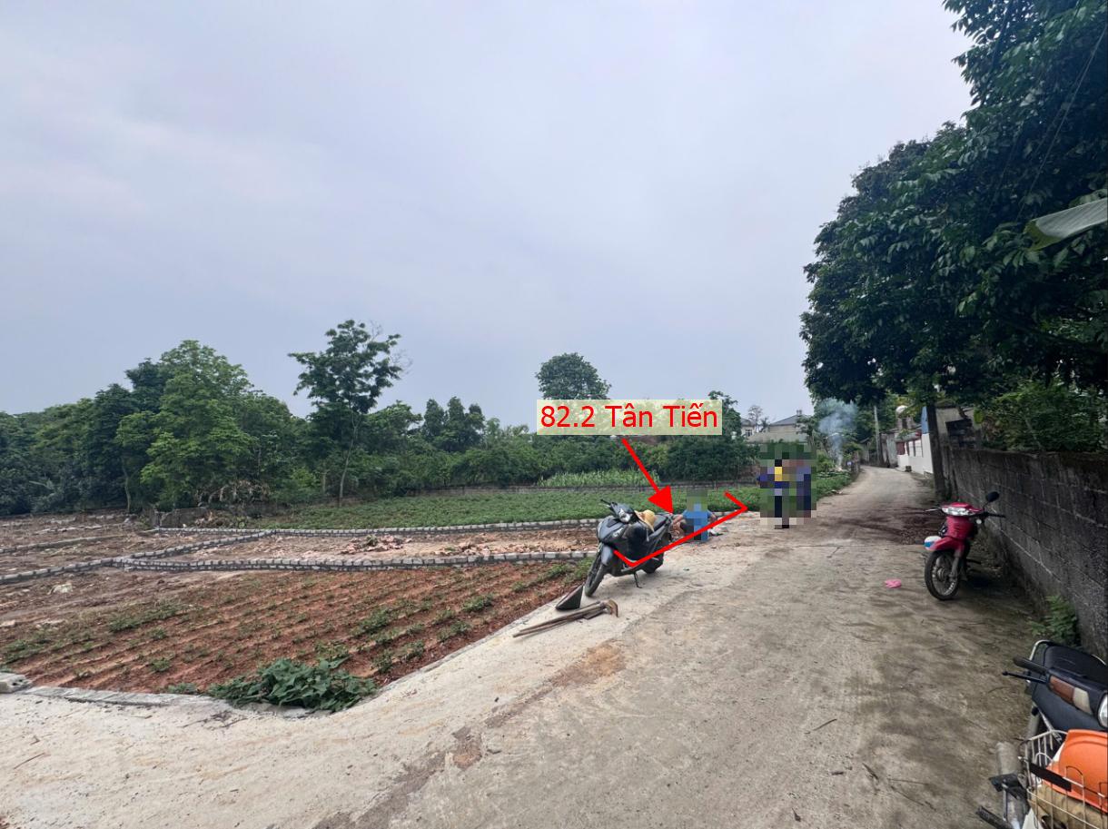 Hình ảnh Bất Động Sản Xuân Mai Bán Đất Phân Lô Khu Vực Tân Tiến Ô Tô Đỗ Tận Đất Ngay Gần Trục Chính Kinh Doanh Liên Xã 