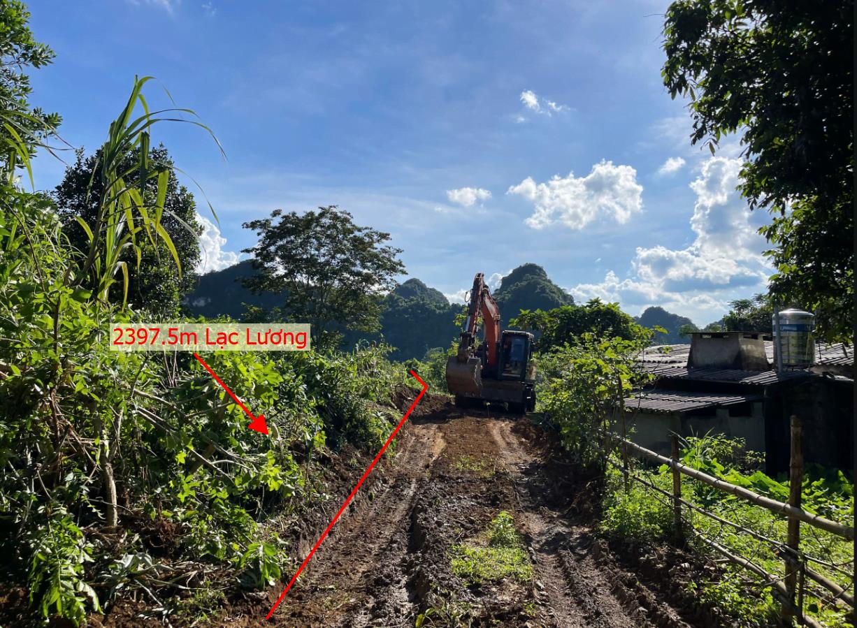 Hình ảnh Bán Lô Đất 2397.5m Tại Lạc Lương Yên Thủy Bám Đường Bê Tông Ô Tô Vào Tận Đất Dân Cư Đông Đúc Thân Thiện Gần Chợ Trường Học Ủy Ban Giá Đầu Tư