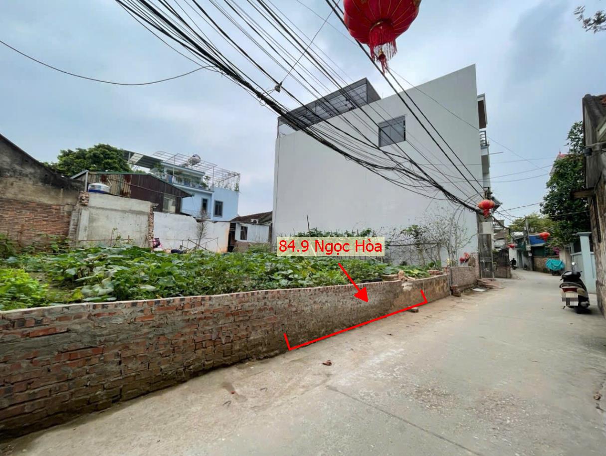 Hình ảnh Bán Thửa Đất Phân Lô 85.2M2 Tại Ngọc Hòa Ô Tô Đỗ Tận Đất Ngay Sát Trục Chính Kinh Doanh