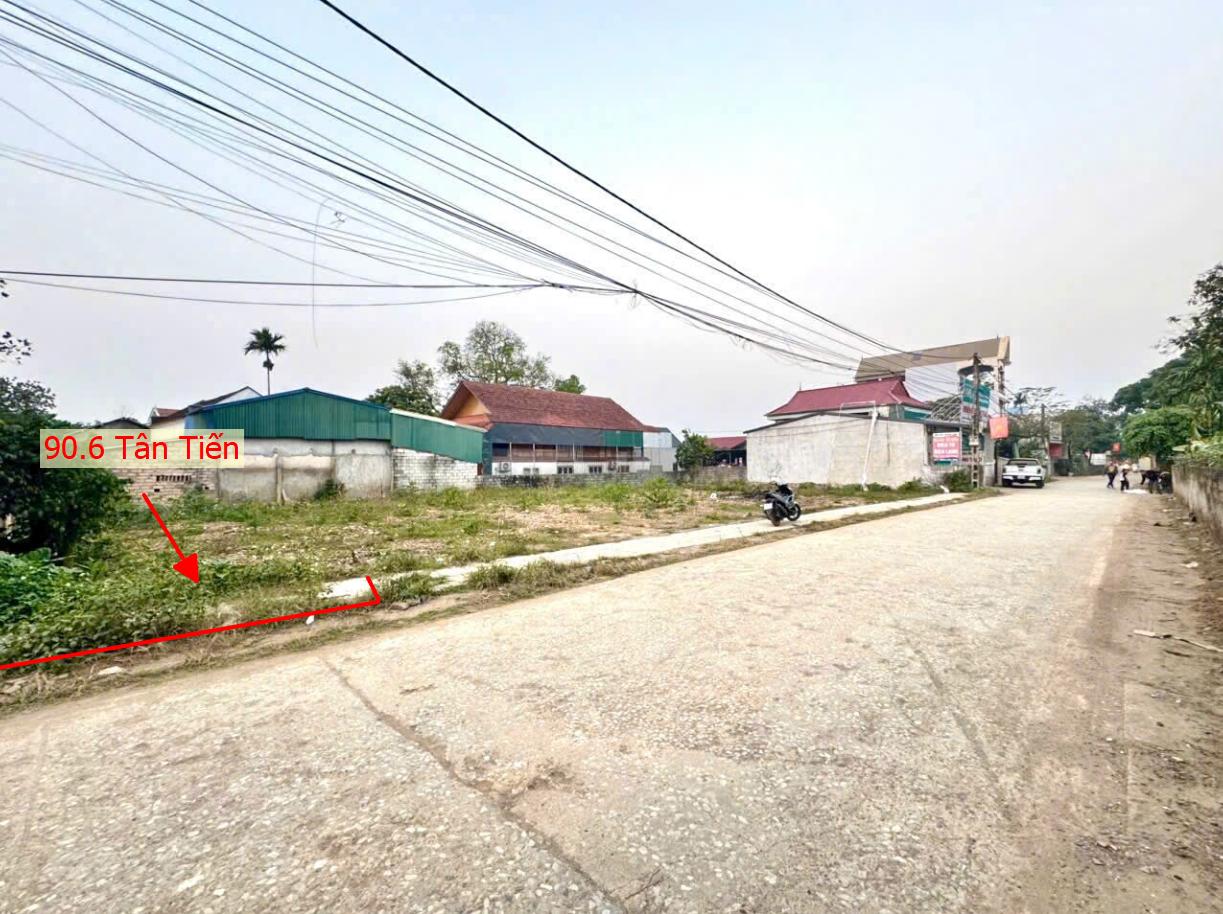 Hình ảnh Bán Đất Tân Tiến Bám Mặt Trục Kinh Doanh Liên Xã - Đất Phân Lô Tân Tiến Chương Mỹ 