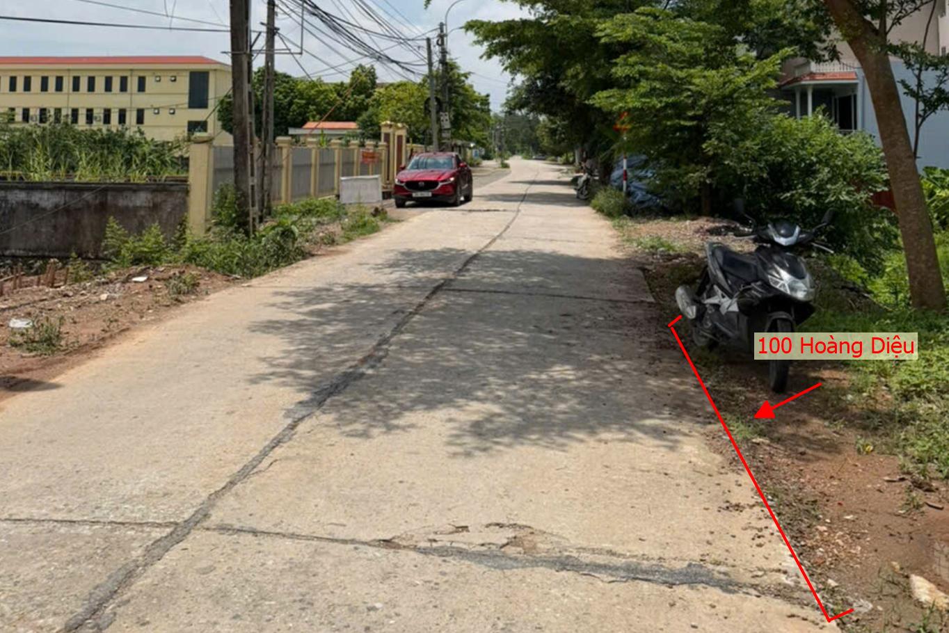 Hình ảnh Bất Động Sản Quảng Bị Bán Đất Khu Vực Hoàng Diệu Mặt Đường Kinh Doanh Liên Xã Ngay Cạnh Trường Học Các Cấp 