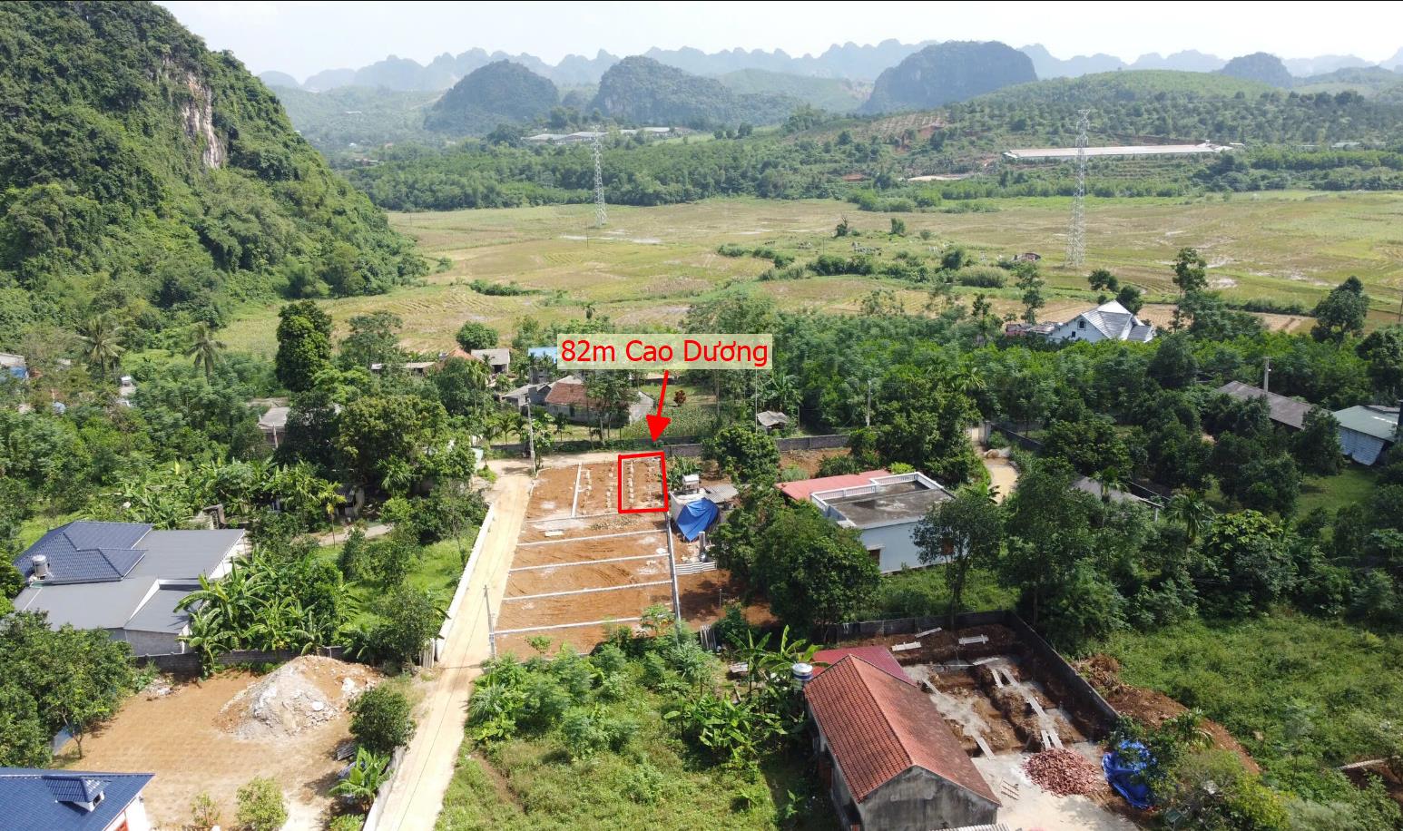 Hình ảnh Bán Lô Đất 82m Tại Cao Dương Lương Sơn Bám Đường Bê Tông Ô Tô Vào Tận Đất Dân Cư Đông Đúc View Núi Thoáng Mát Giá Đầu Tư