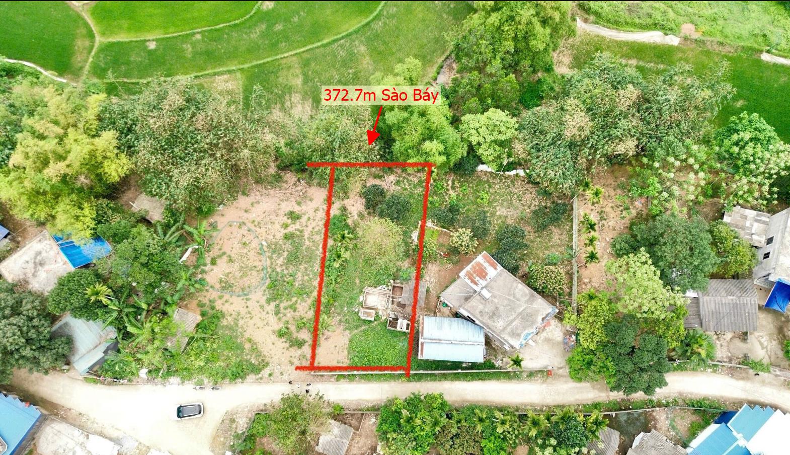 Hình ảnh Bán Lô Đất 372.7m Tại Sào Báy Kim Bôi Bám Đường Bê Tông Ô Tô Vào Tận Đất Dân Cư Đông Đúc Thân Thiện  View Cánh Đồng Thoáng Mát Giá Đầu Tư