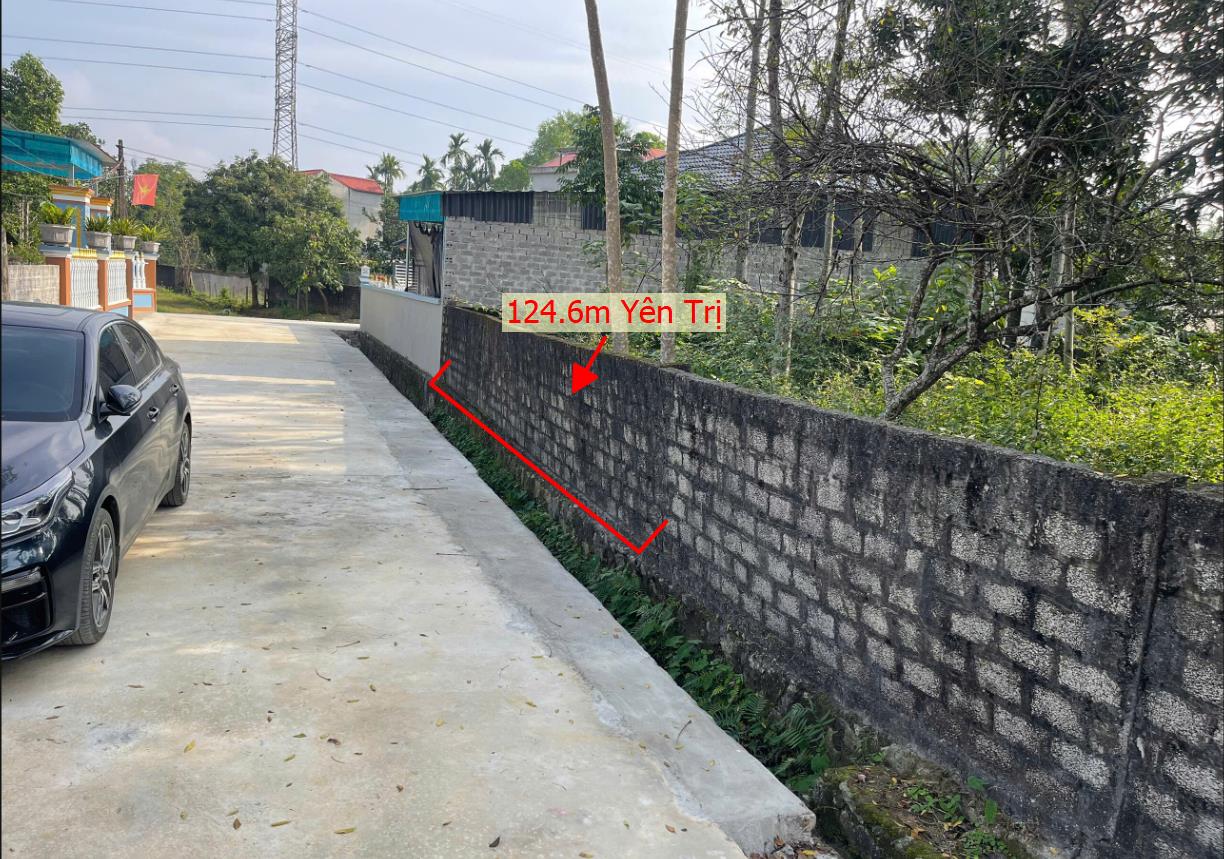Hình ảnh Bán Lô Đất 124.6m Tại Yên Trị Yên Thủy Bám Đường Bê Tông Ô Tô Vào Tận Đất Dân Cư Đông Đúc Thân Thiện Gần Chợ Trường Học Ủy Ban Giá Đầu Tư