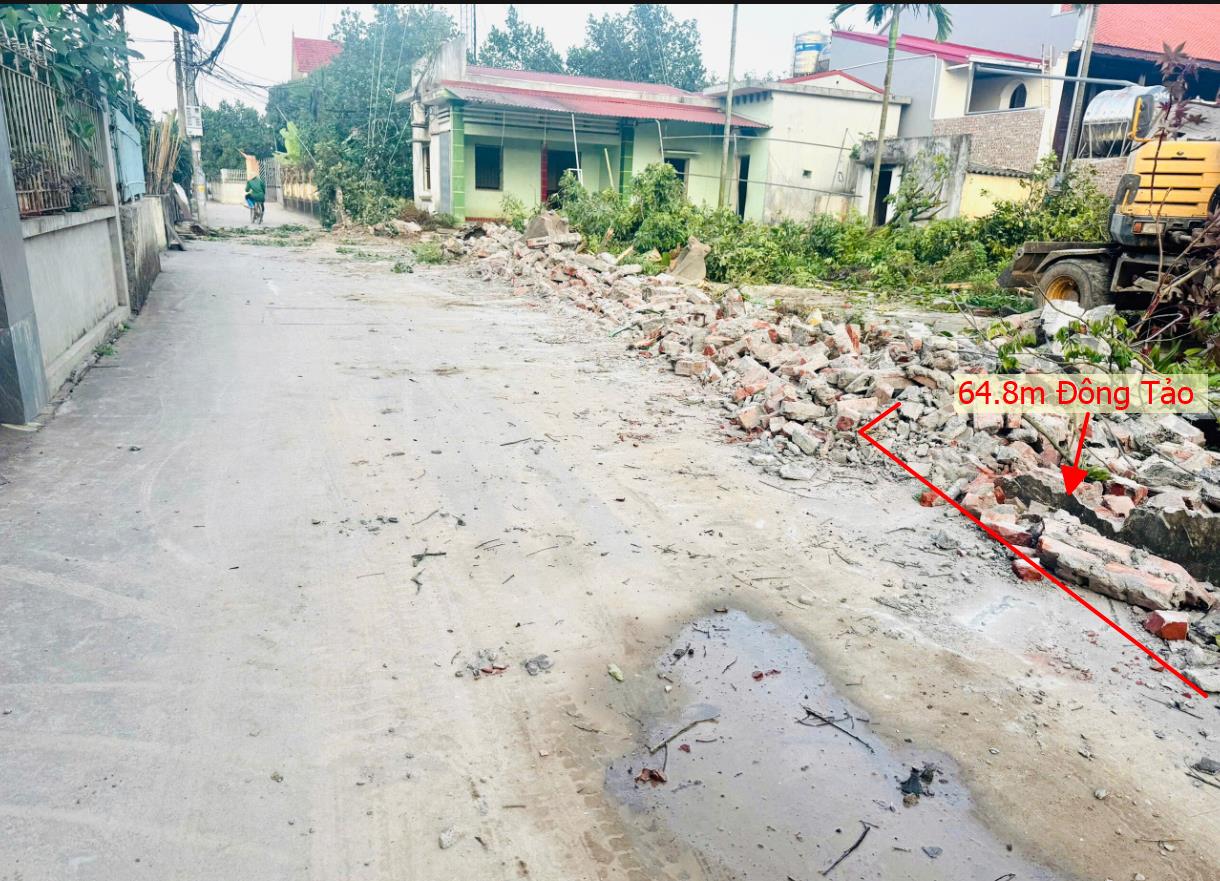 Hình ảnh Bán Lô Đất 64.8m Tại Khoái Châu Bám Đường Bê Tông Ô Tô Vào Tận Đất Dân Cư Đông Đúc Thân Thiện  Nhiều Tiện Ích Xung Quanh 