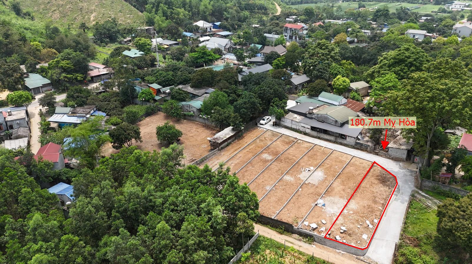 Hình ảnh Bán Đất Phân Lô Tại Mỵ Hòa Kim Bôi Bám Đường Bê Tông Ô Tô Vào Tận Đất Dân Cư Đông Đúc Thân Thiện Gần Nhiều Khu Nghỉ Dưỡng Giá Rẻ