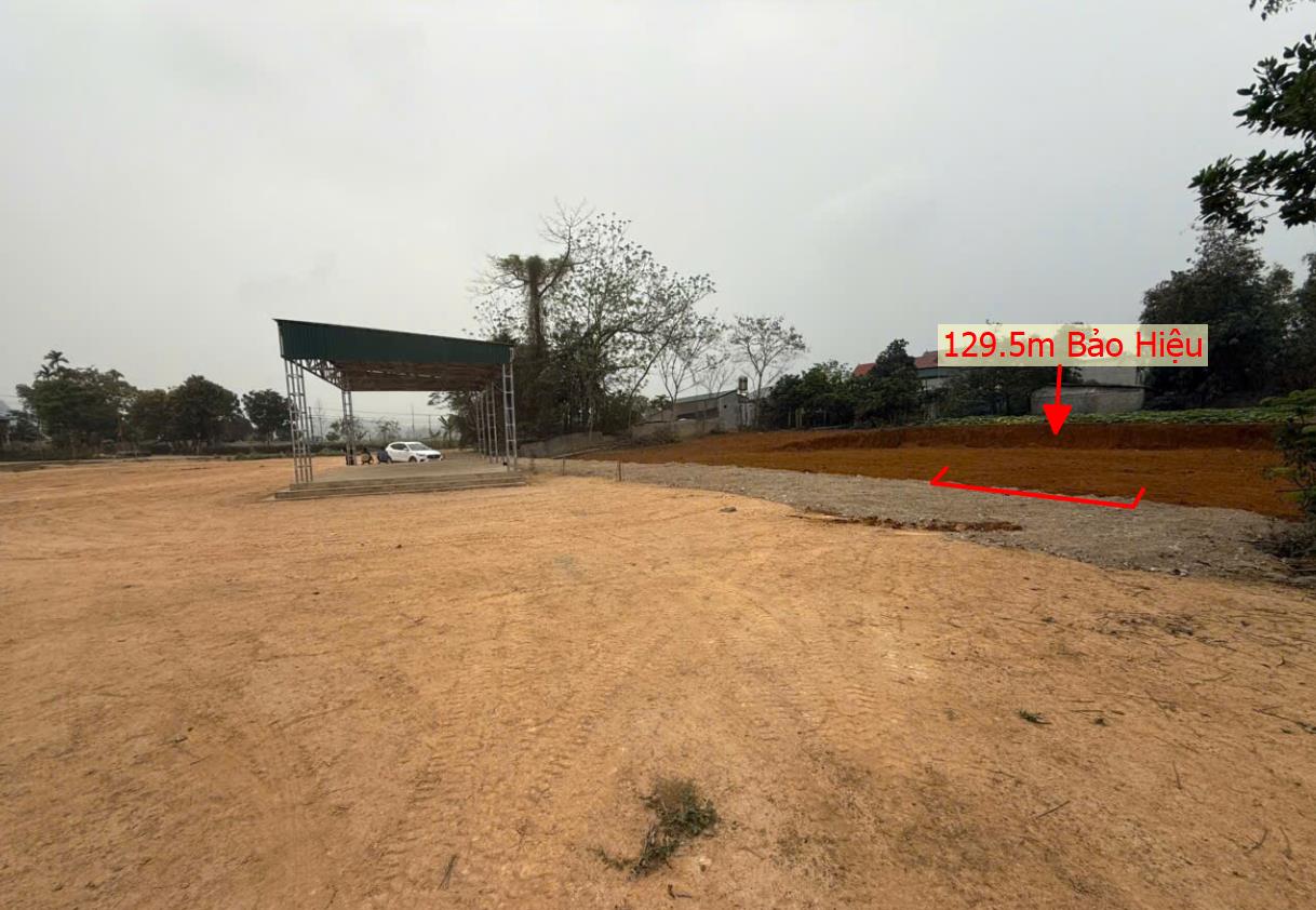 Hình ảnh Bán Lô Đất 129.5m Tại Bảo Hiệu Yên Thủy Bám Đường Bê Tông Ô Tô Vào Tận Đất Dân Cư Đông Đúc Thân Thiện  Sát Đường Mòn HCM Giá Rẻ