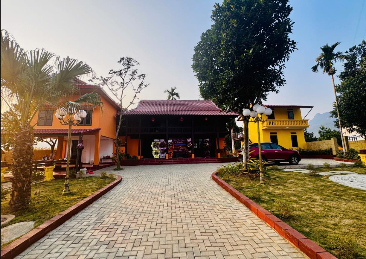 Hình ảnh Bán Lô Đất 3072.6m Tại Bắc Phong Cao Phong Bám Đường Bê Tông Ô Tô Vào Tận Đất Sẵn Khuôn Viên Nghỉ Dưỡng  View Thoáng Mát Giá Đầu Tư