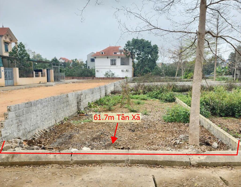 Hình ảnh Bán Lô Đất 61.7m Tại Tân Xã Thạch Thất Bám Đường Bê Tông Ô Tô Vào Tận Đất Xunh Quanh Đầy Đủ Tiện Ích Giá Đầu Tư