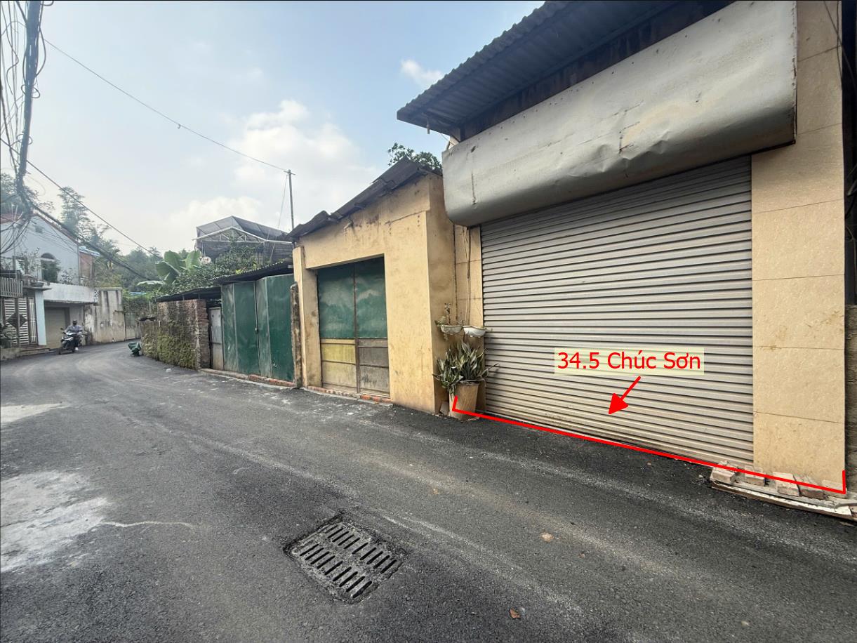 Hình ảnh Bán Đất Tặng Nhà Cấp 4 34.5m Tại Chúc Sơn Mặt Trục Chính Kinh Doanh Ngay Gần QL6A