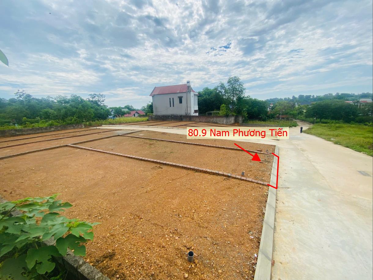 Hình ảnh Bất Động Sản Xuân Mai Bán Đất Phân Lô Khu Vực Nam Phương Tiến Ô Tô Đỗ Tận Đất Sát Hồ Văn Sơn, Sân Golf Skylake