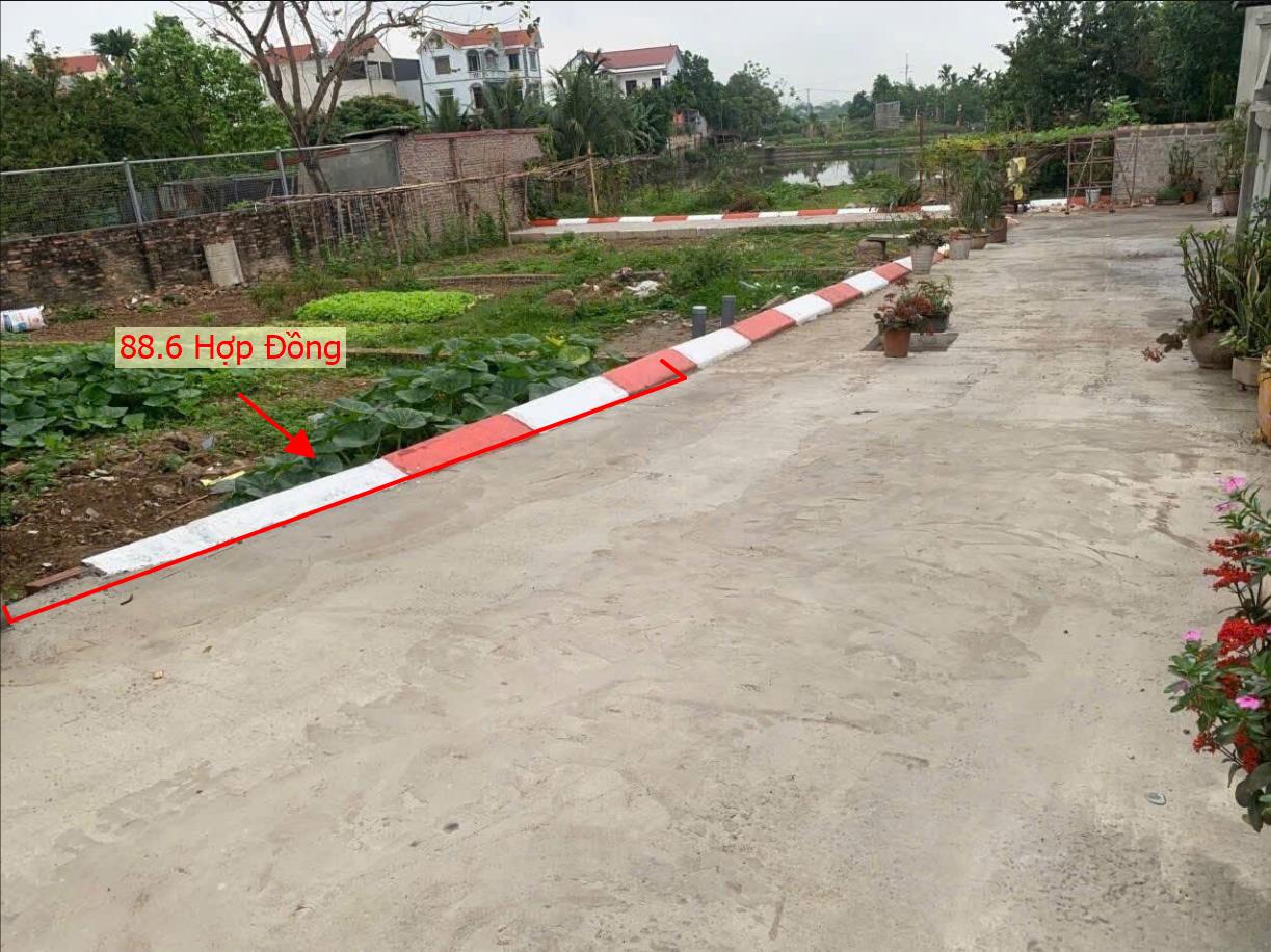 Hình ảnh Đất Phân Lô Ngay Trung Tâm Thương Mại Xã Quảng Bị Gần Mặt Đường Kinh Doanh TL419 