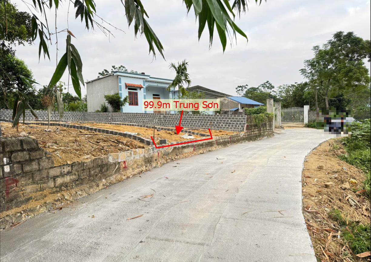Hình ảnh Bán Lô Đất 99.9m Tại Trung Sơn Lương Sơn Bám Đường Bê Tông Ô Tô Vào Tận Đất Dân Cư Đông Đúc Thân Thiện Gần Chợ Trường Học Ủy Ban Giá Đầu Tư