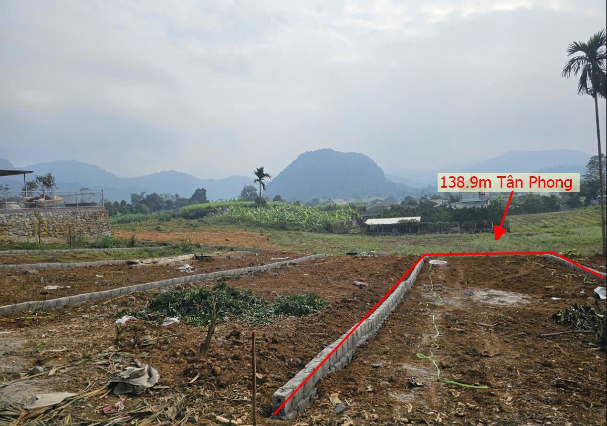 Hình ảnh Bán Lô Đất 138.9m Tại Tân Phong Cao Phong Bám Đường Bê Tông Ô Tô Vào Tận Đất Dân Cư Đông Đúc Thân Thiện Đất Bằng Phẳng Ranh Giới Rõ Ràng Sẵn Sàng Công Chứng Giá Đầu Tư