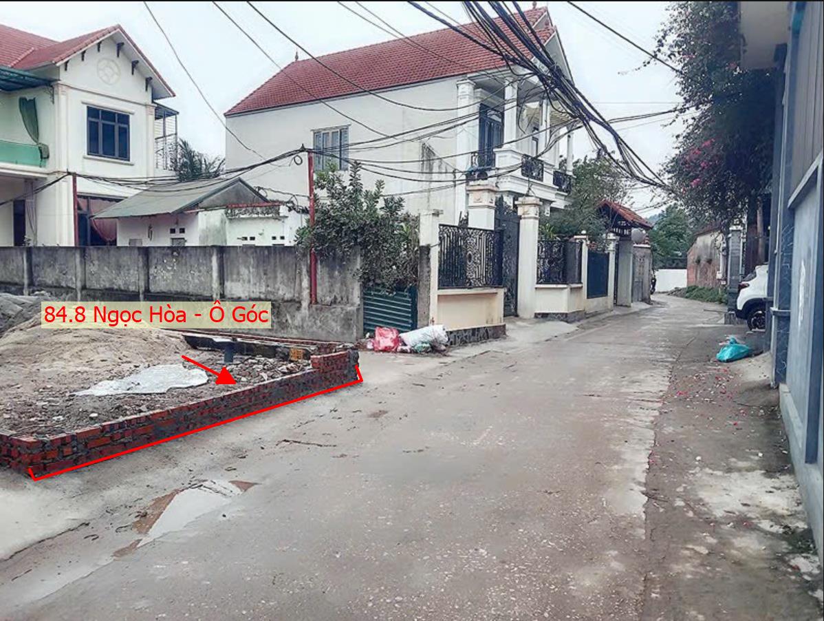 Hình ảnh Bán Lô Góc 2 Mặt Tiền Sẵn Nhà 2 Tầng Ô Tô Đỗ Tận Cửa Gần QL6A Tại Ngọc Hòa Chương Mỹ 