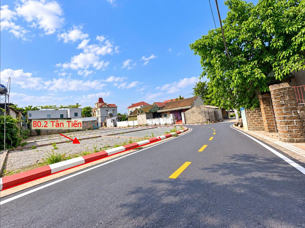 Hình ảnh Bất Động Sản Xuân Mai Bán Đất Phân Lô Khu Vực Tân Tiến Ô Tô Đỗ Tận Đất Sát Trục Chính Kinh Doanh Liên Xã Đối Diện Trường Học Các Cấp