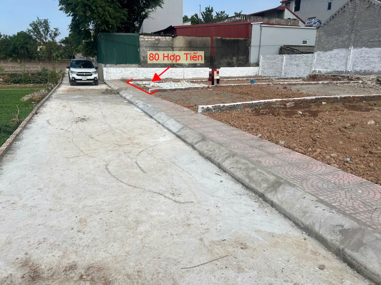 Hình ảnh Bán Đất Hợp Tiến Ô Tô Vào Tận Đất Ngay Gần Trung Tâm Hành Chính Xã Hợp Tiến 