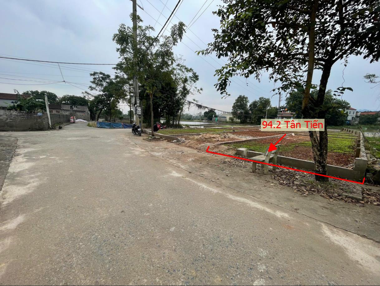 Hình ảnh Bán Đất Phân Lô Tân Tiến Đường Thông Ô Tô Sát Trục Chính Kinh Doanh Liên Xã Giá Chỉ Hơn Tỷ