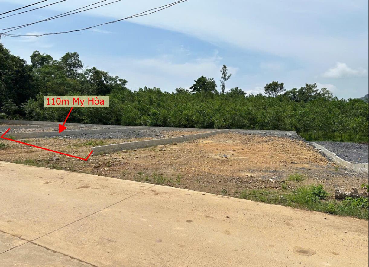 Hình ảnh Bán Lô Đất 110m Tại Mỵ Hòa Kim Bôi Bám Đường Bê Tông Ô Tô VÀo Tận Đất Dân Cư Đông Đúc Thân Thiện  Cách QL12b 500m Gần Nhiều Dự Án Lớn Của Sun Giá Đầu Tư