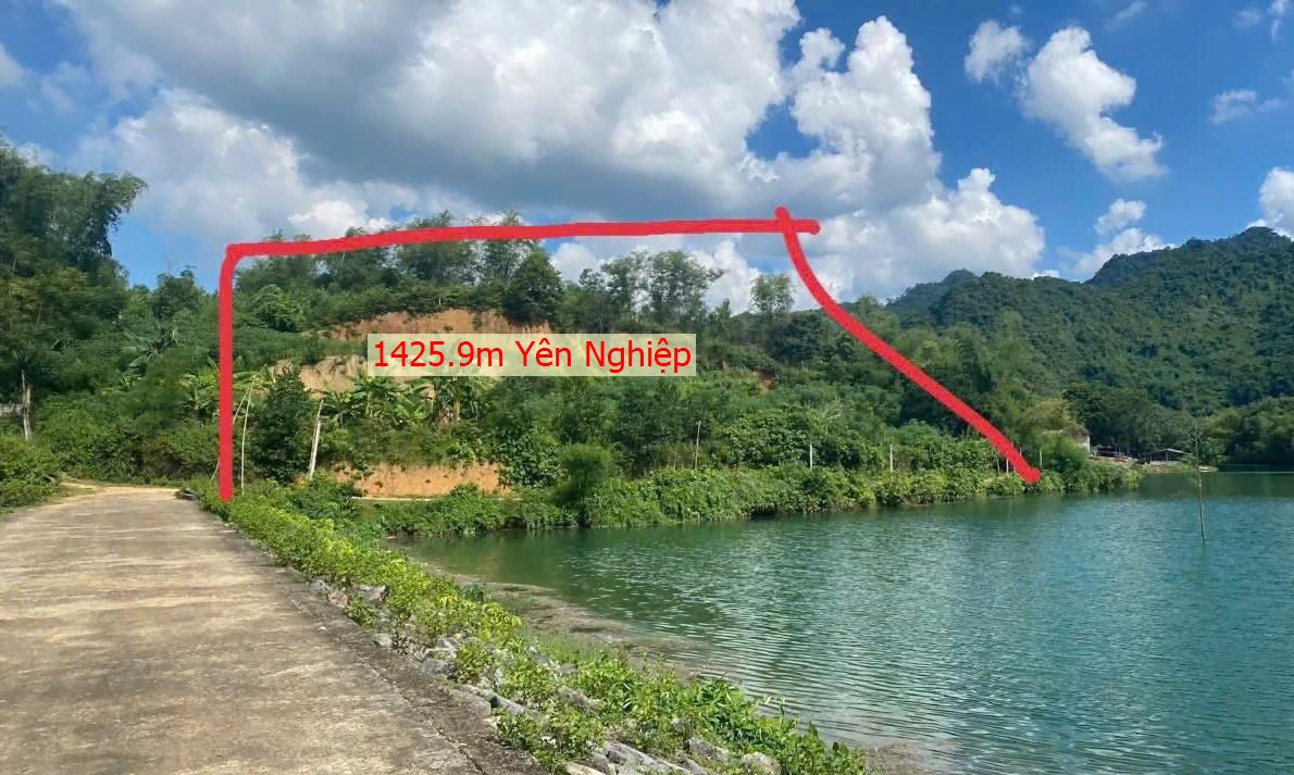 Hình ảnh Bán Lô Đất 1425.9m Tại Yên Nghiệp Lạc Sơn Bám Đường Bê Tông Ô Vào Tận Đất View Hồ Thoáng Mát Phù Hợp Làm Nghỉ DƯỡng Giá Đầu Tư
