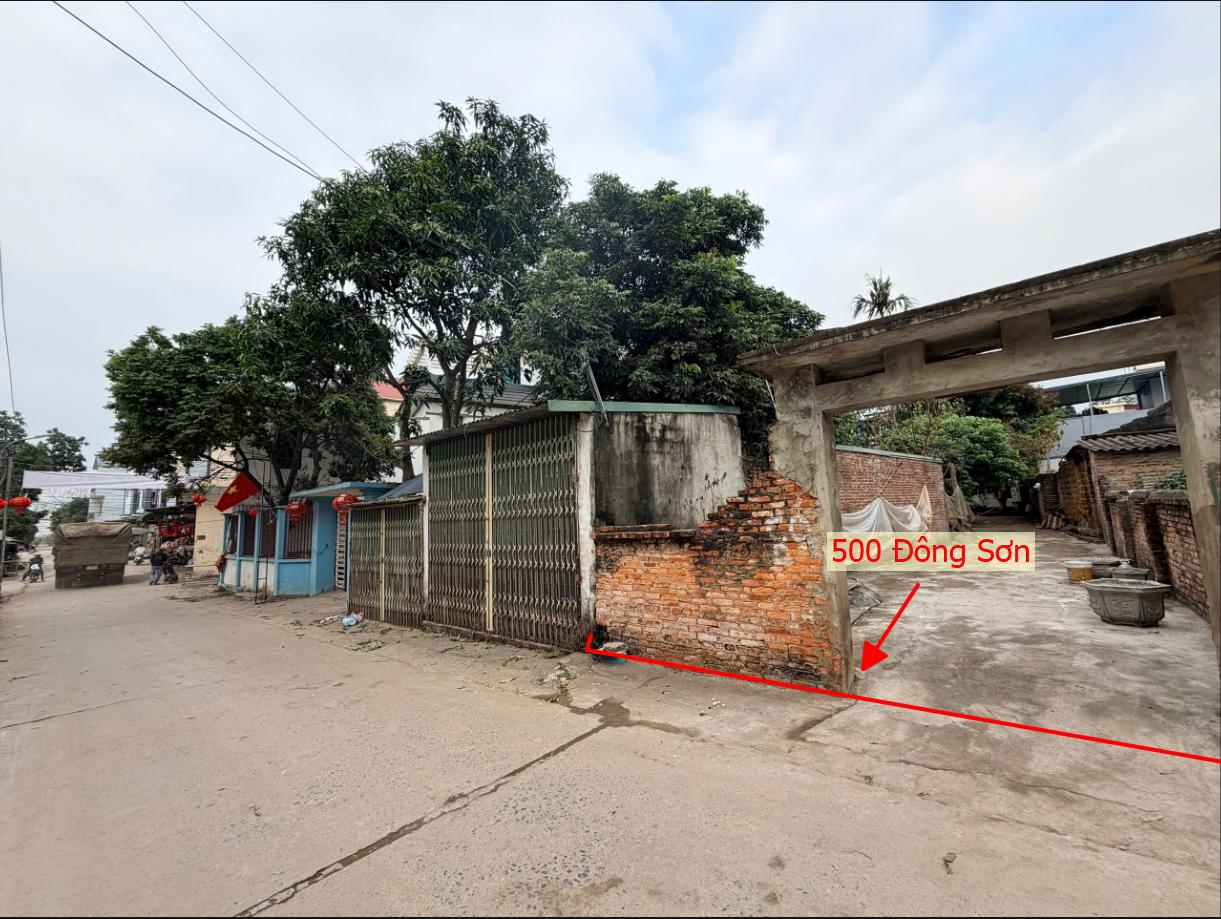 Hình ảnh Bán Thửa Đất 500m Tại Đông Sơn Mặt Trục Chính Kinh Doanh Thôn Cách QL6A Đang Mở Rộng Chỉ Vài Km