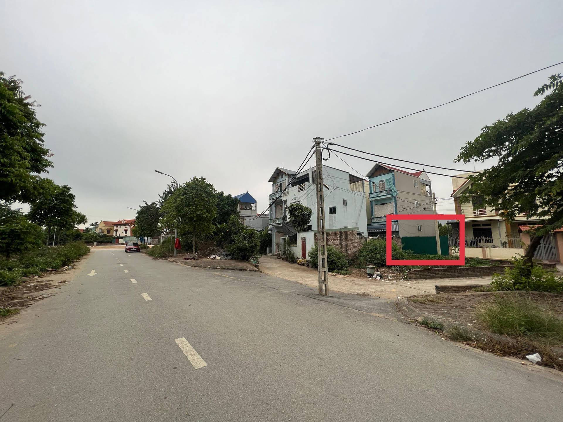 Hình ảnh Bán Đất Thị Trấn Chúc Sơn Ngay Sát Khu Dịch Vụ Đồng Tía Gần QL6A , Đê Hữu Đáy 