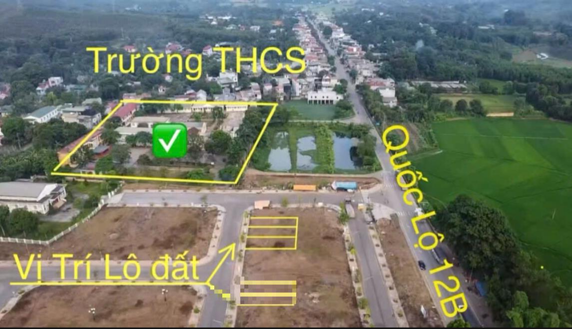 Hình ảnh Bán Lô Đất 108m Tại Xuất Hóa Lạc Sơn Bám Đường Bê Tông Ô Tô Vào Tận Đất Sát QL12b Xung Quanh Đầy Đủ Tiện Ích Dân Cư Đông Đúc Giá Đầu Tư