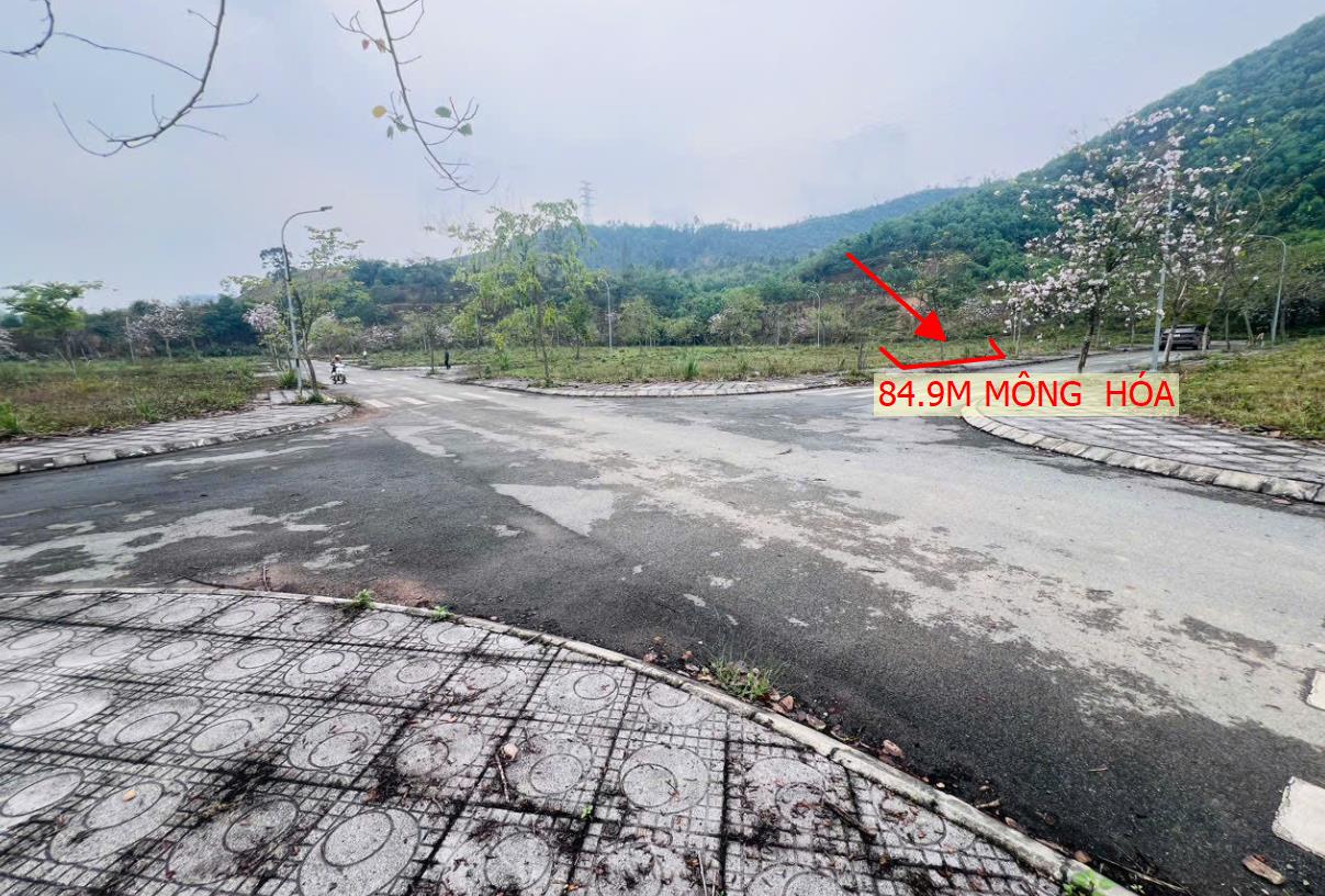 Hình ảnh Bán Lô Đất 84.9m Tại TP Hòa Bình Xung Quanh Đầy Đủ Tiện Ích Cách ĐCT Láng - Hòa Lạc 50m