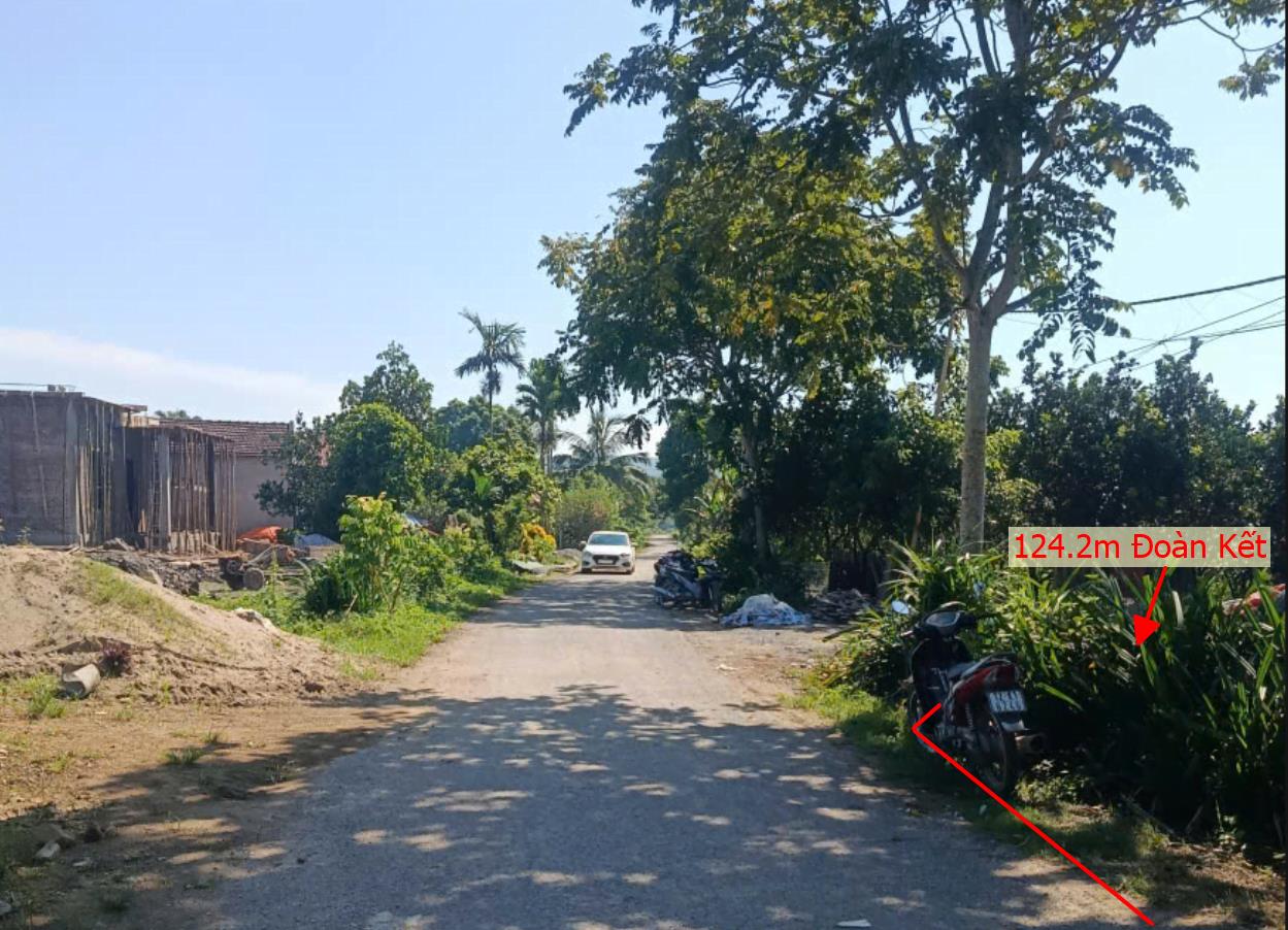 Hình ảnh Bán Lô Đất 124.2m Tại Đoàn Kết Yên Thủy Bám Đường Bê Tông Ô Tô Vào Tận Đất Dân Cư Đông Đúc Gần Chợ Trường Học Ủy Ban Giá Đầu Tư