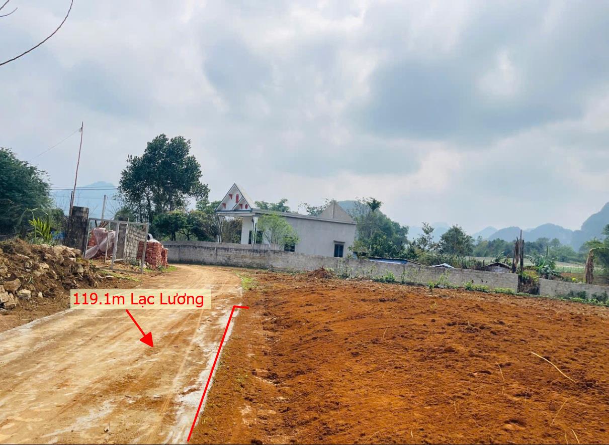 Hình ảnh Bán Lô Đất 119.1m Tại Lạc Lương Yên Thủy Bám Đường Bê Đường Bê Tông Ô Tô Vào Tận Đất Dân Cư Đông Đúc Thân Thiện Gần Chợ Trường Học Giá Đầu Tư