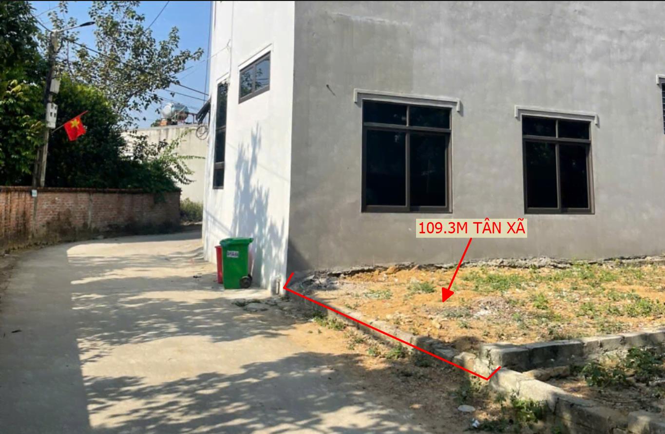 Hình ảnh Bán Lô Đất 109.3m Tại Tân Xã Thạch Thất Bám ĐƯờng Bê Tông Ô Tô Vào Tận Đất Dân Cư Đông Đúc Thân Thiện Giá Đầu Tư