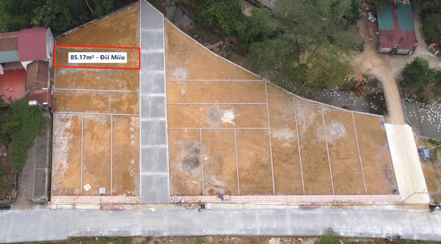 Hình ảnh Đất Phân Lô Nam Phương Tiến Ô Tô Đỗ Tận Đất Sát Trục Chính Kinh Doanh Ngay Gần Hồ Miễu Thoáng Mát