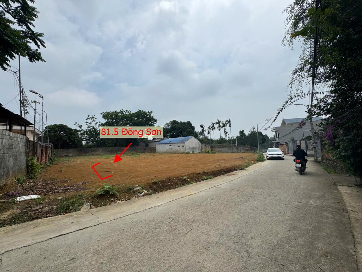 Hình ảnh Bất Động Sản Phú Nghĩa Bán Đất Phân Lô Khu Vực Đông Sơn Ô Tô Đỗ Tận Đất Ngay Gần QL6A Đang Triển Khai Mở Rộng
