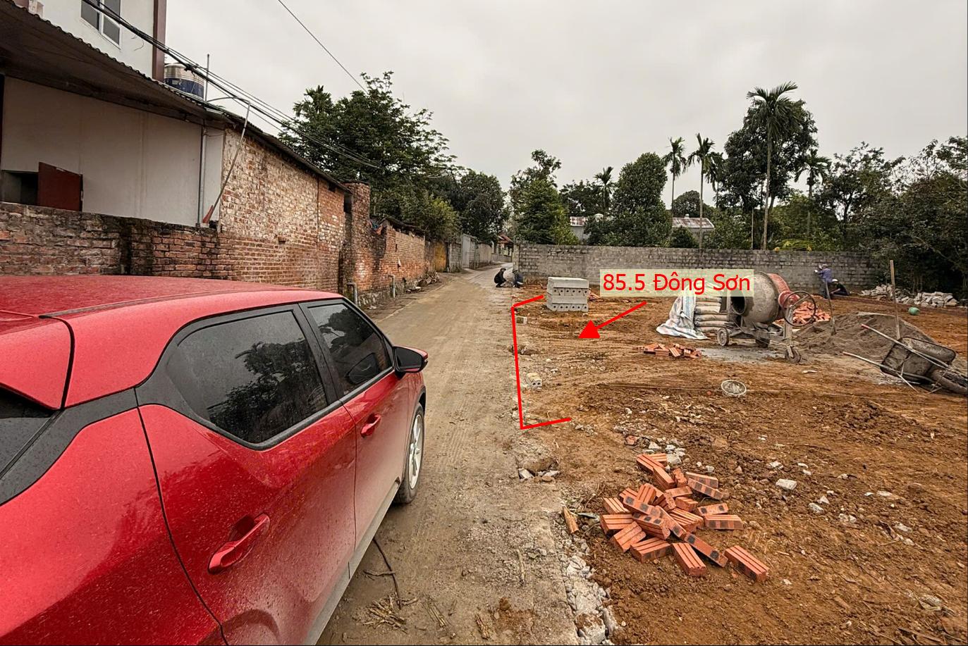 Hình ảnh Đất Phân Lô Đông Sơn Đường Thông Ô Tô Sát Trục Chính Kinh Doanh Liên Xã Cách QL6A Đang Mở Rộng Chỉ Hơn 1km