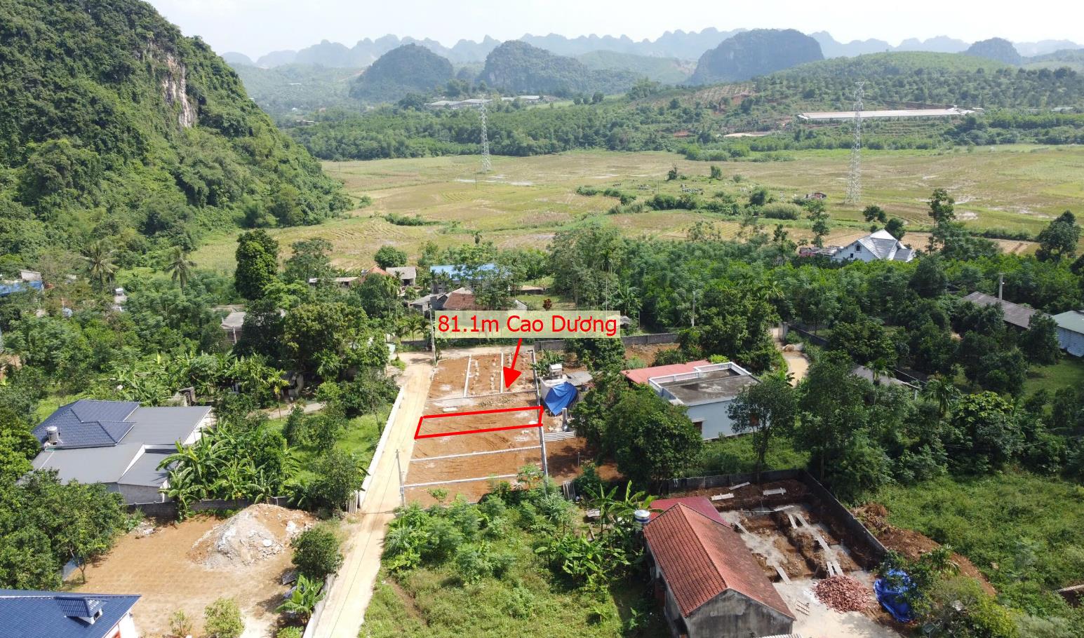 Hình ảnh Bán Lô Đất 80.1m Tại Cao Dương Lương Sơn Bám Đường Bê Tông Ô Tô Vào Tận Đất Dân Cư Đông Đúc View Núi Thoáng Mát Giá Đầu Tư