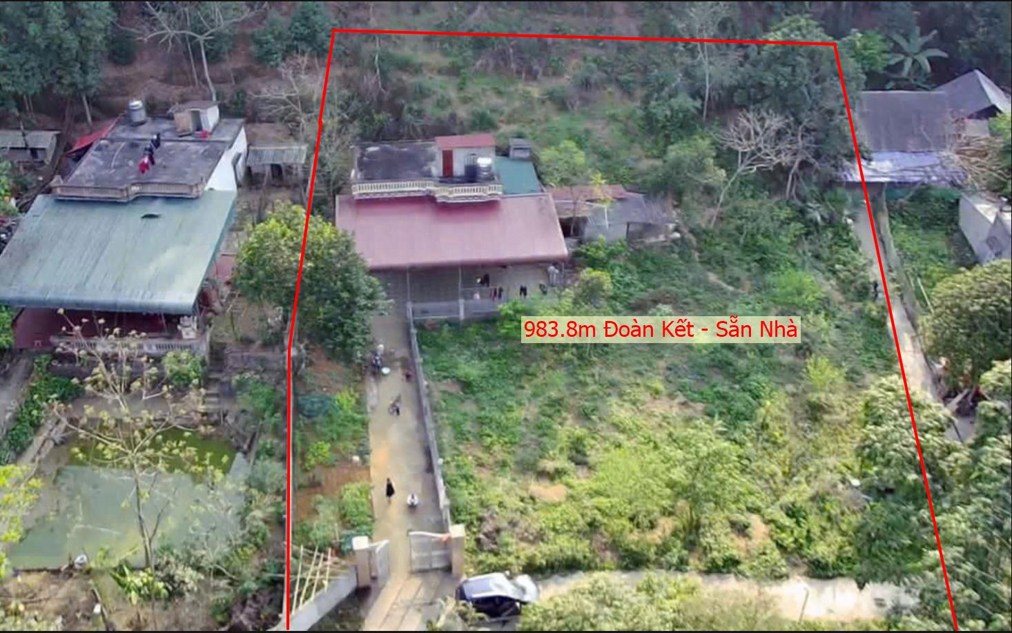 Hình ảnh Bán Lô Đất 983.8m Tại Đà Bắc Bám Đường Bê Tông Ô Tô Vào Tận Đất Đã Sẵn Nhà Chỉ Việc Về Ở Giá Đầu Tư