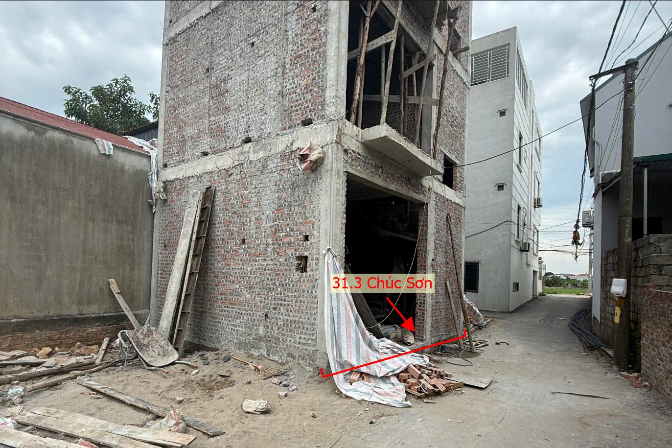 Hình ảnh Bán Nhà 31.3m Tại Chúc Sơn Ô Tô Đỗ Tận Cửa Sát Trục Chính Kinh Doanh Ngay Gần QL6A 