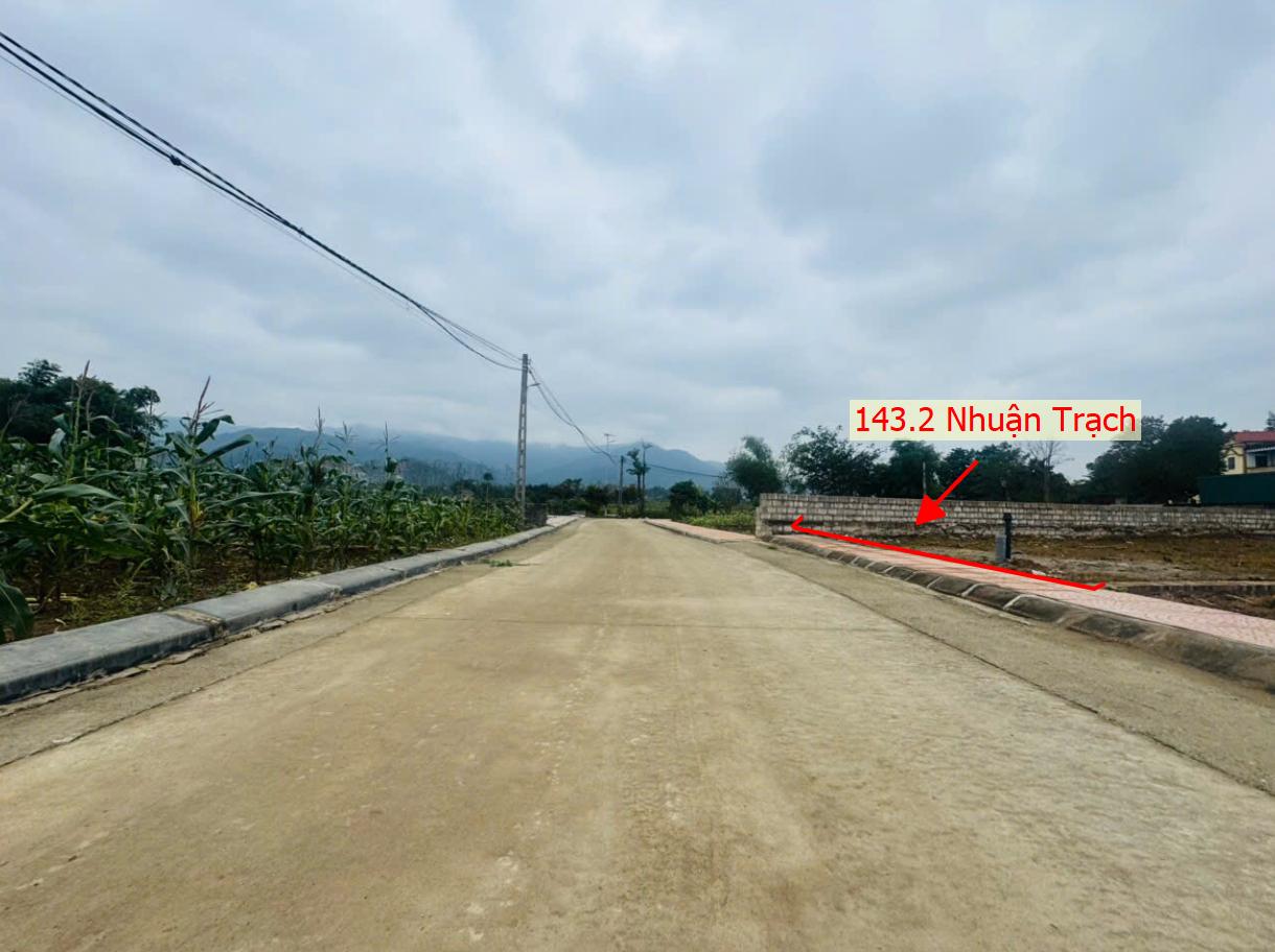 Hình ảnh Bán Đất Phân Lô Nhuận Trạch 143.2m Đường Ô Tô Tránh Ngay Gần QL21A Giá Chỉ Hơn Tỷ