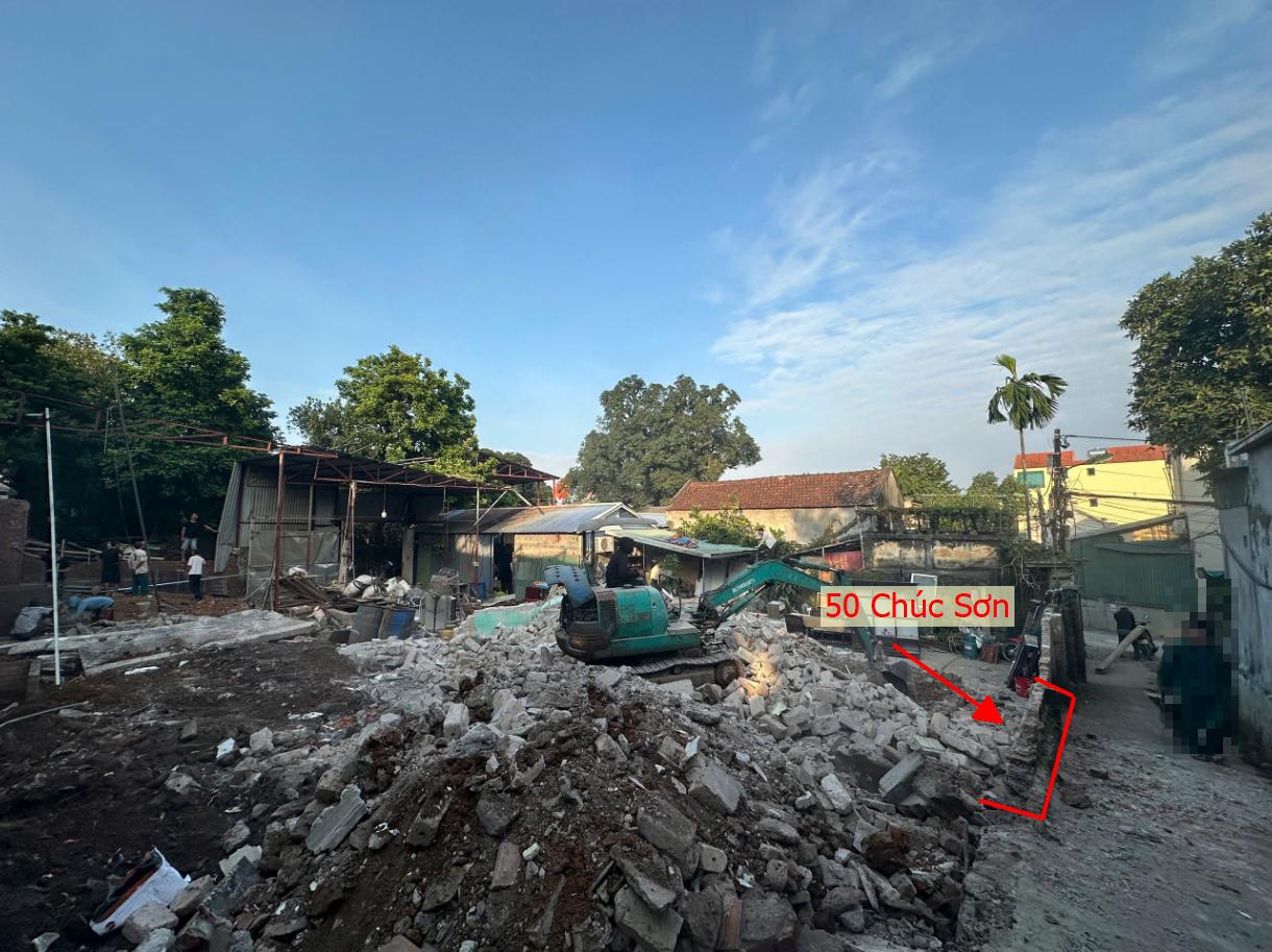 Hình ảnh Bán Đất Phân Lô Chúc Sơn 50m Full Thổ Cư Sát Trục Kinh Doanh Gần Mặt Đường QL6A Giá Chỉ Vài Tỷ