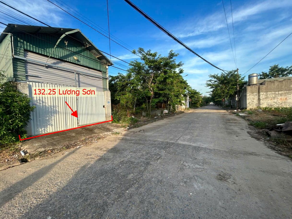 Hình ảnh Bán Thửa Đất 132.25m Tại Lương Sơn Sẵn Kho Xưởng Đường Thông Ô Tô Gần Mặt Đường Kinh Doanh QL6A