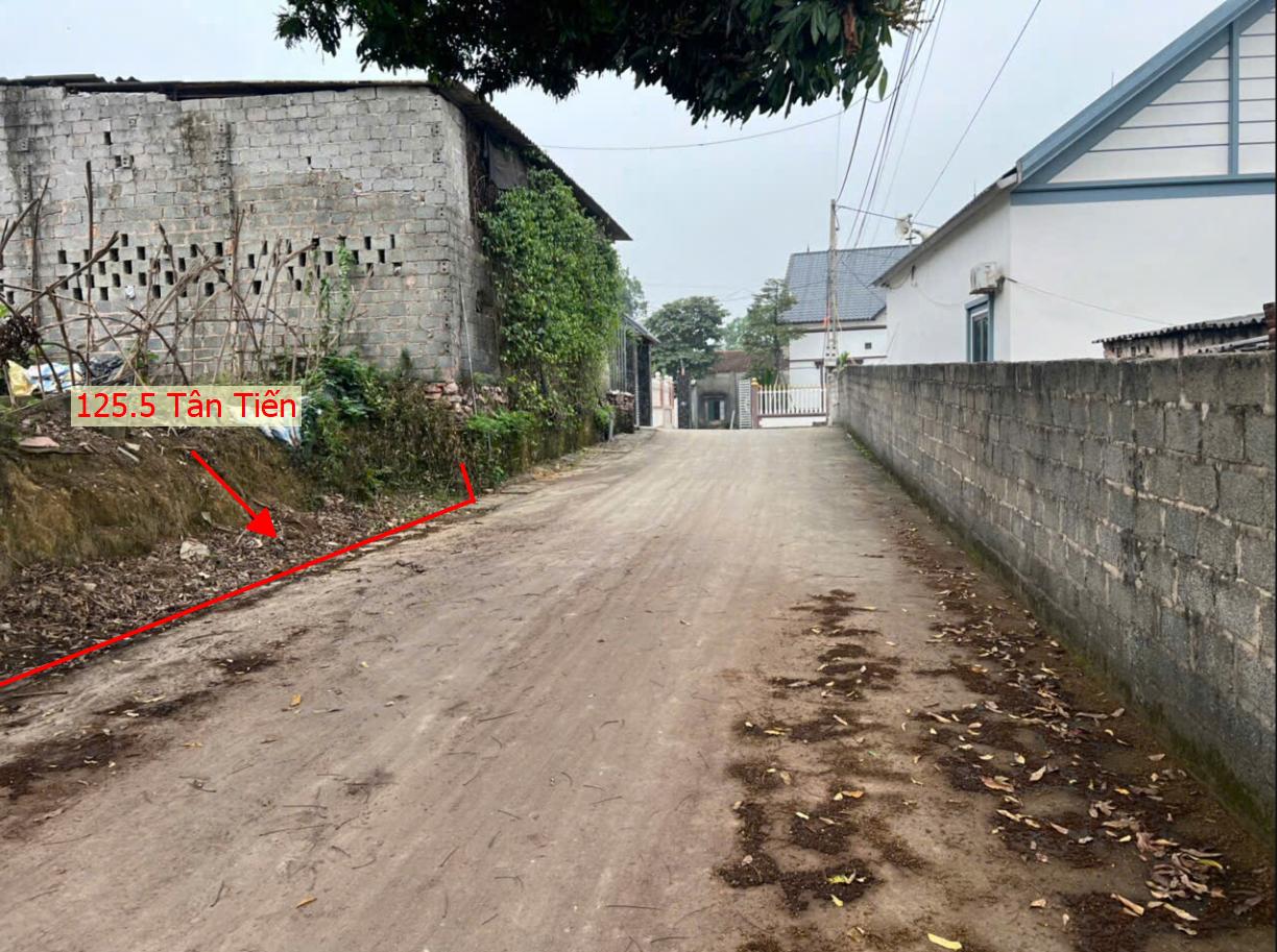 Hình ảnh Bán Đất Full Thổ Cư 125.5m Tại Tân Tiến Đường Thông Ô Tô Gần Mặt Đường Kinh Doanh QL21A