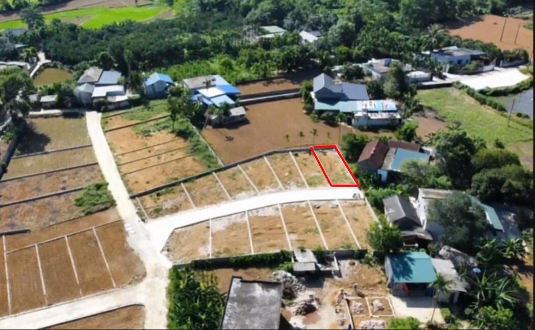 Hình ảnh Bán Lô Đất 85.7m Tại Thanh Sơn Lương Sơn Bám Đường Bê Tông Ô Tô Vào Tận Đất Dân Cư Đông Đúc Thân Thiện