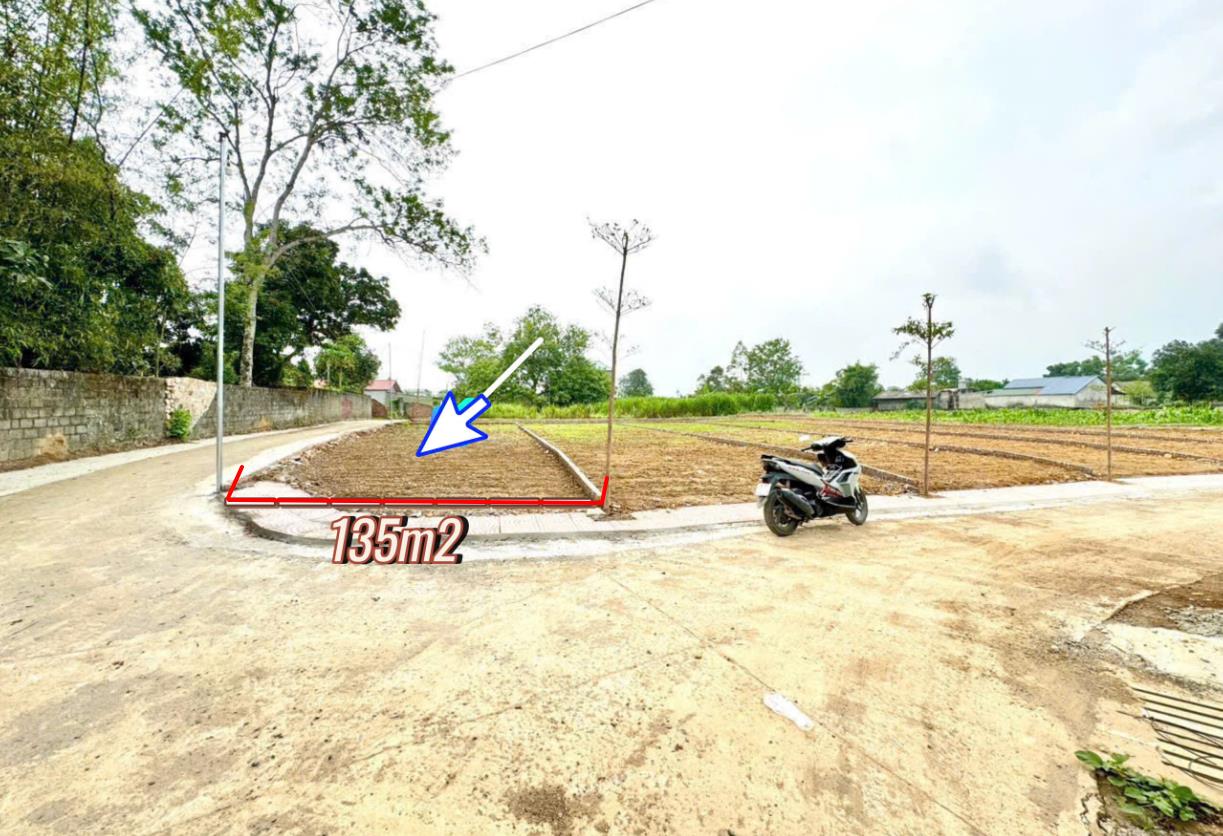 Hình ảnh Bán Lô Đất 135.4m Tại Nhuận Trạch Lương Sơn Bám Đường Bê Tông Ô Tô Vào Tận Đất Dân Cư Đông Đúc Thân Thiện Gần Chợ Trường Học Giá Đầu Tư