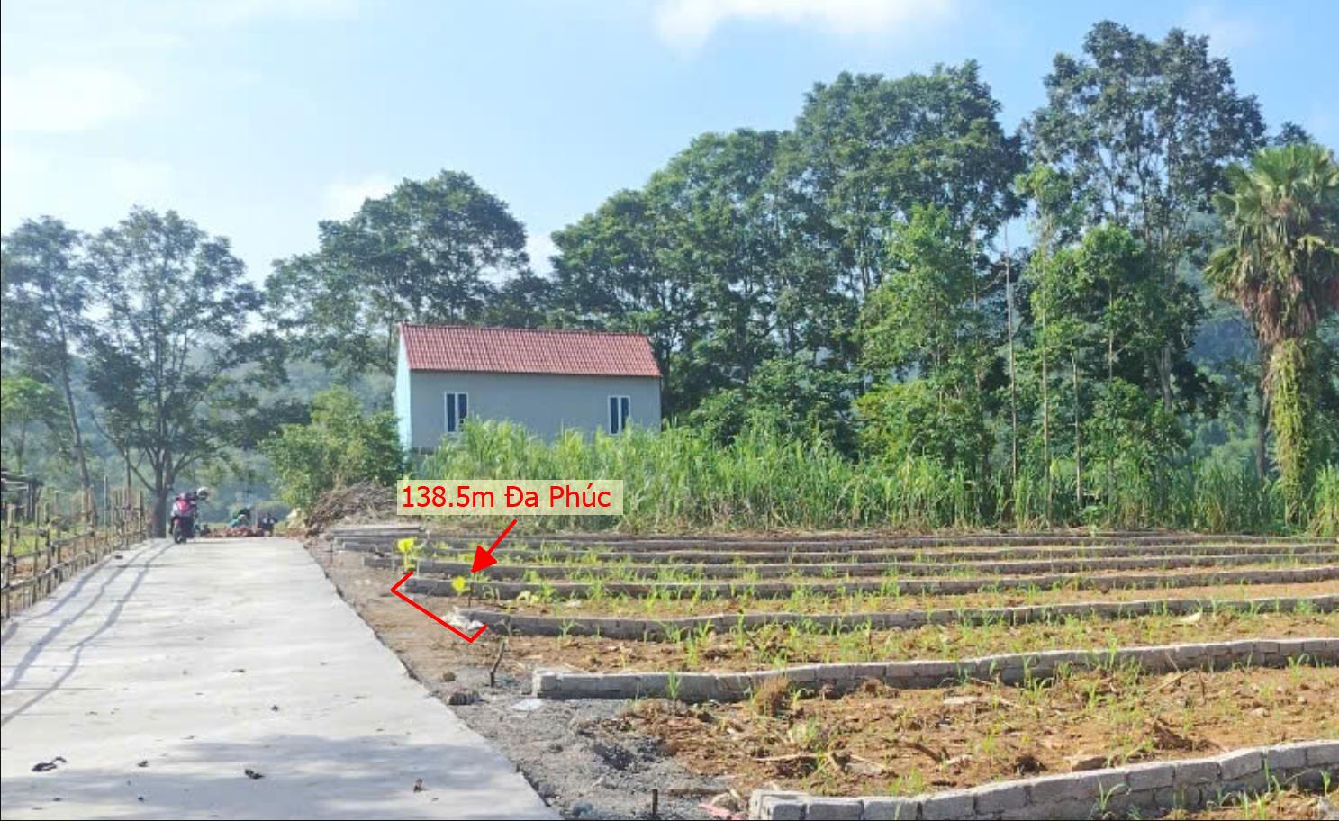 Hình ảnh Bán Lô Đất 138.5m Tại Đa Phúc Yên Thủy Bám Đường Bê Tông Ô Tô vào Tận Đất Dân Cư Đông 