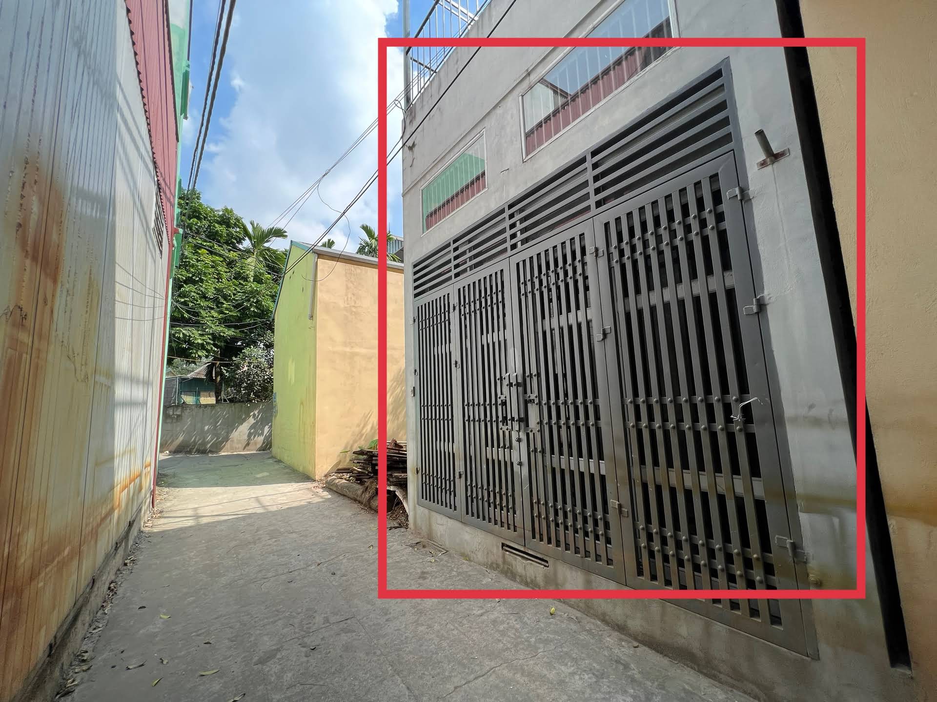 Hình ảnh Bán Nhà 3 Tầng Mới Xây Thiết Kế Hiện Đại Oto Đỗ Cửa Tại Biên Giang Hà Đông