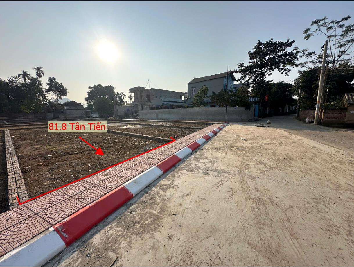 Hình ảnh Bán Thửa Đất Full Thổ Cư 81.8m Tại Tân Tiến Mặt Kinh Doanh Thôn Ngay Gần Trục Chính Liên Xã
